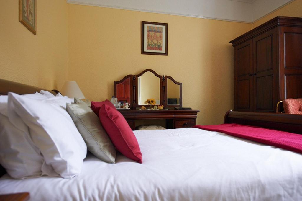 Buckley Arms Hotel Dinas Mawddwy Habitación foto